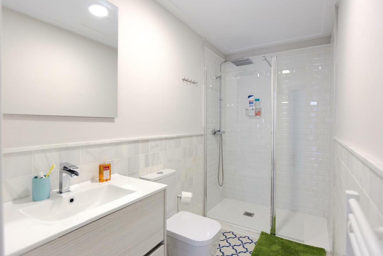 Apartamento de diseño con jacuzzi privado Granada Exterior foto