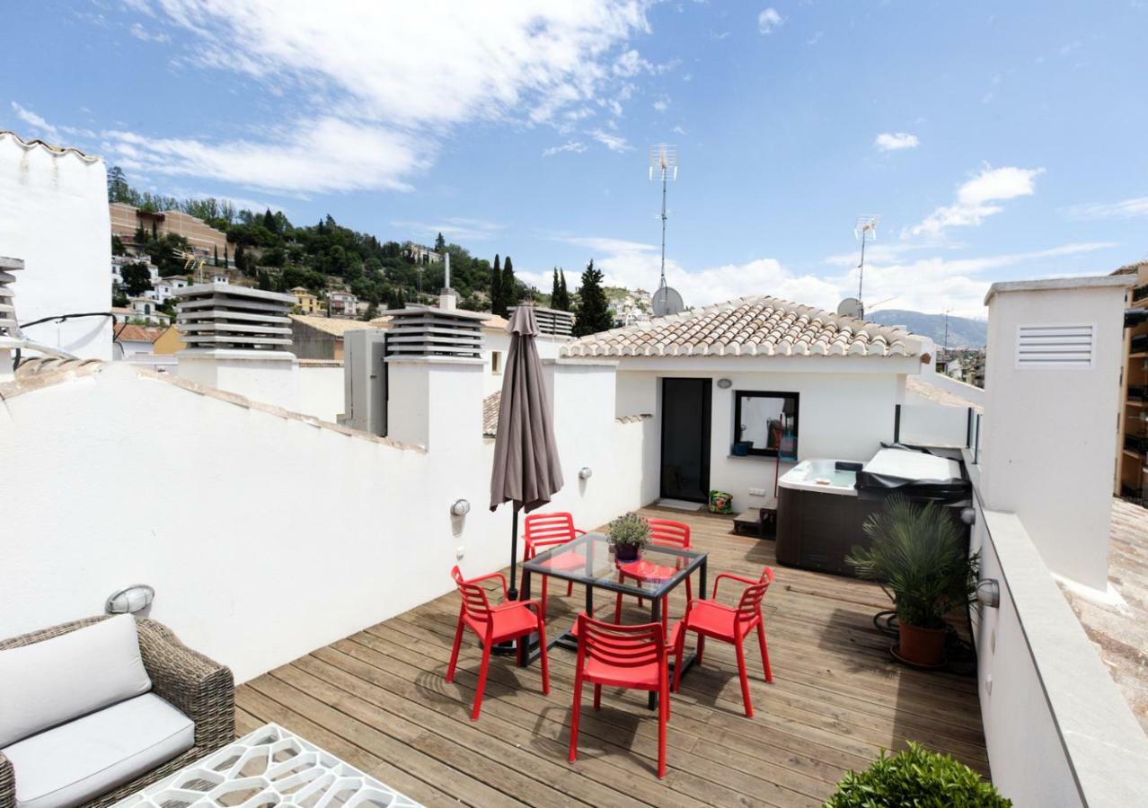 Apartamento de diseño con jacuzzi privado Granada Exterior foto