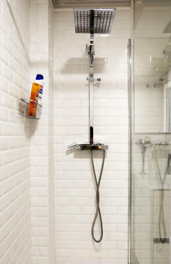Apartamento de diseño con jacuzzi privado Granada Exterior foto